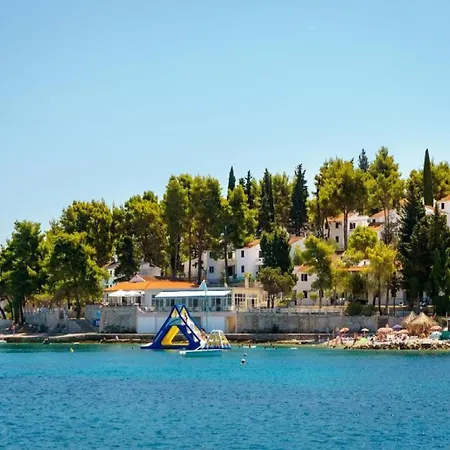 Lumbarda Resort Apartments Apartman