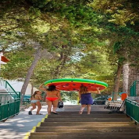 Lumbarda Resort Apartments * 룸바르다